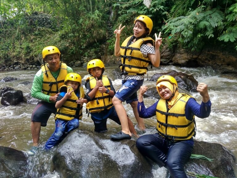 Wisata Tubing Blitar